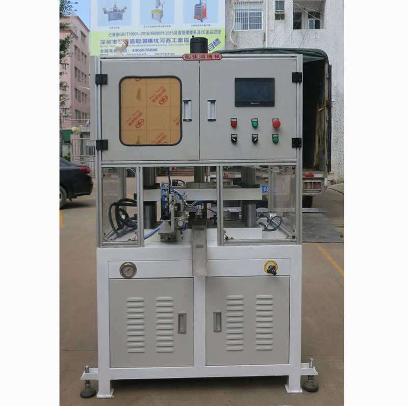 全自動四柱衝（chōng）壓機